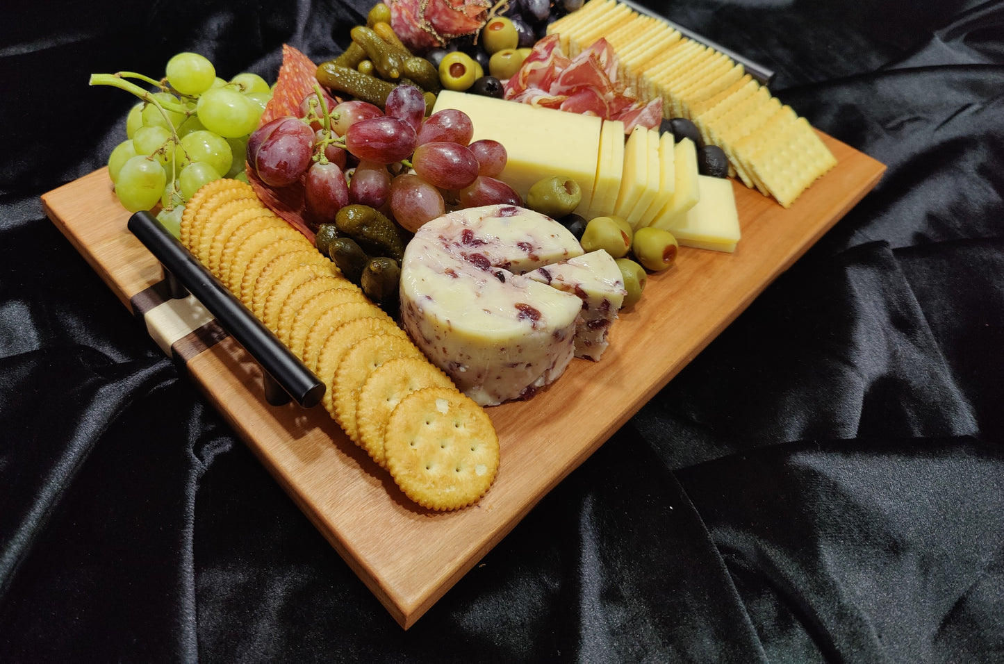 Maple Edge Grain Cutting Board