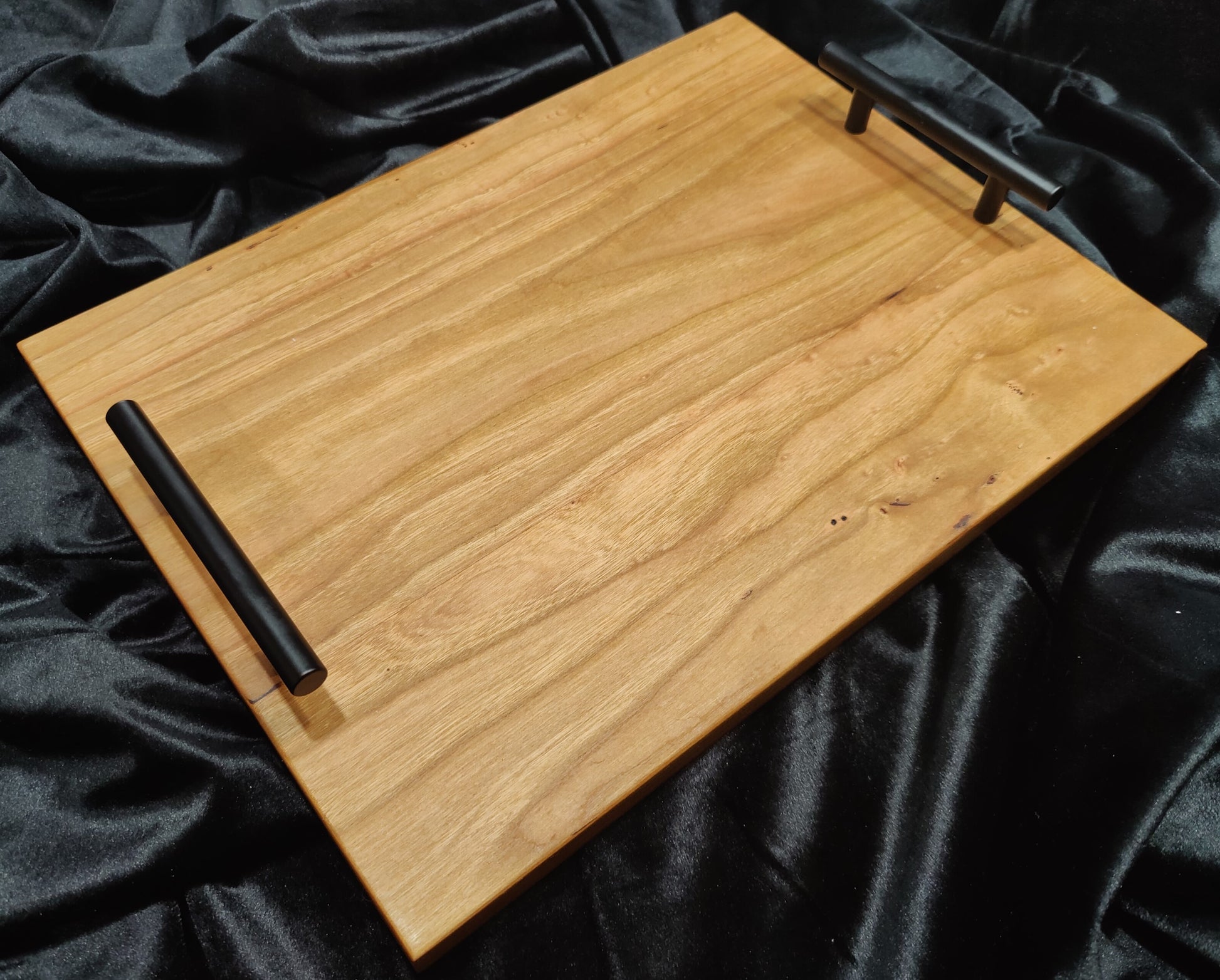 Custom Maple Pull-Out Cutting Board - Straight Grain