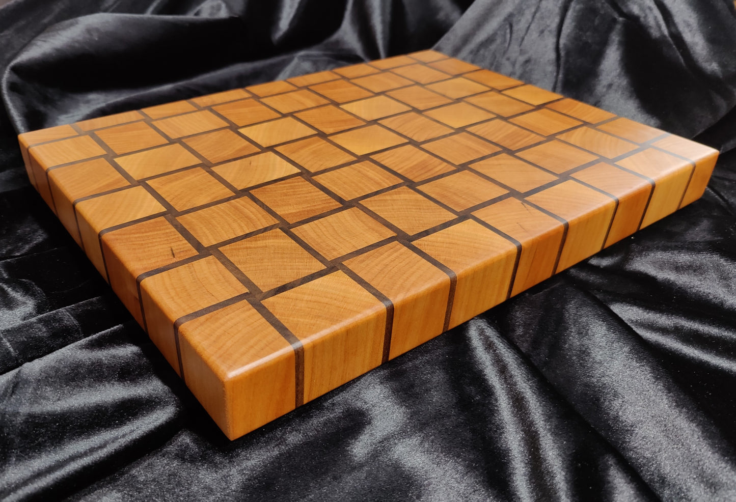 Basket Weave End Grain Walnut and Cherry Cutting Board